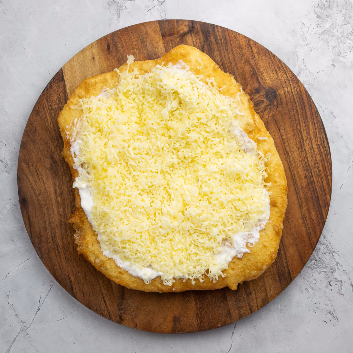Füstöltsajtos-tejfölös lángos