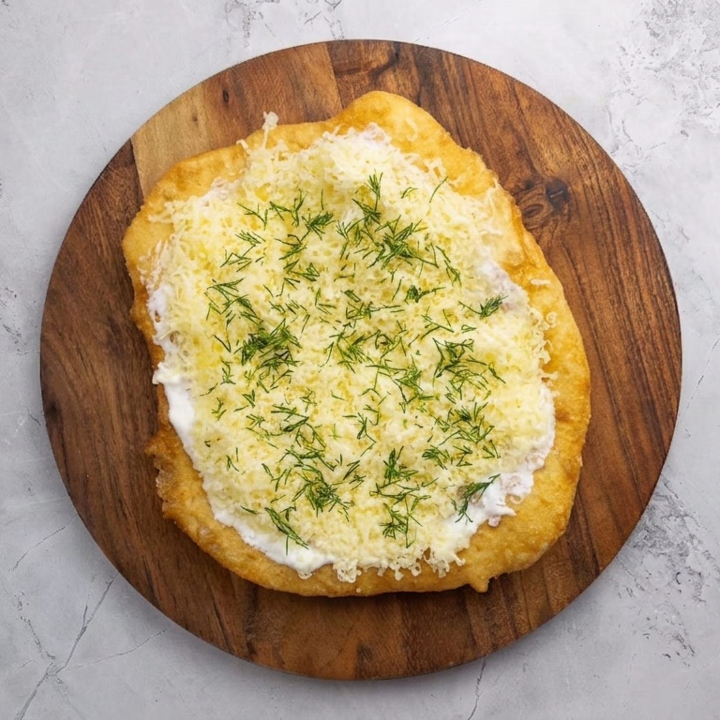 Kapros-juhtúrós lángos